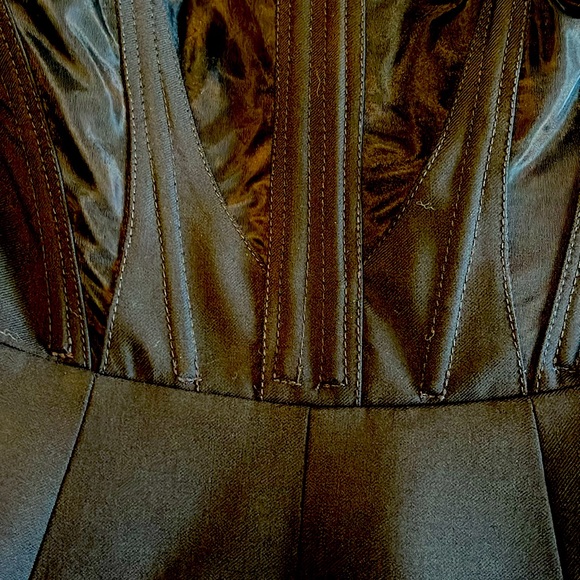 Limited edition Mugler H&M corset style blazer. Rare find! - Picture 13 of 13